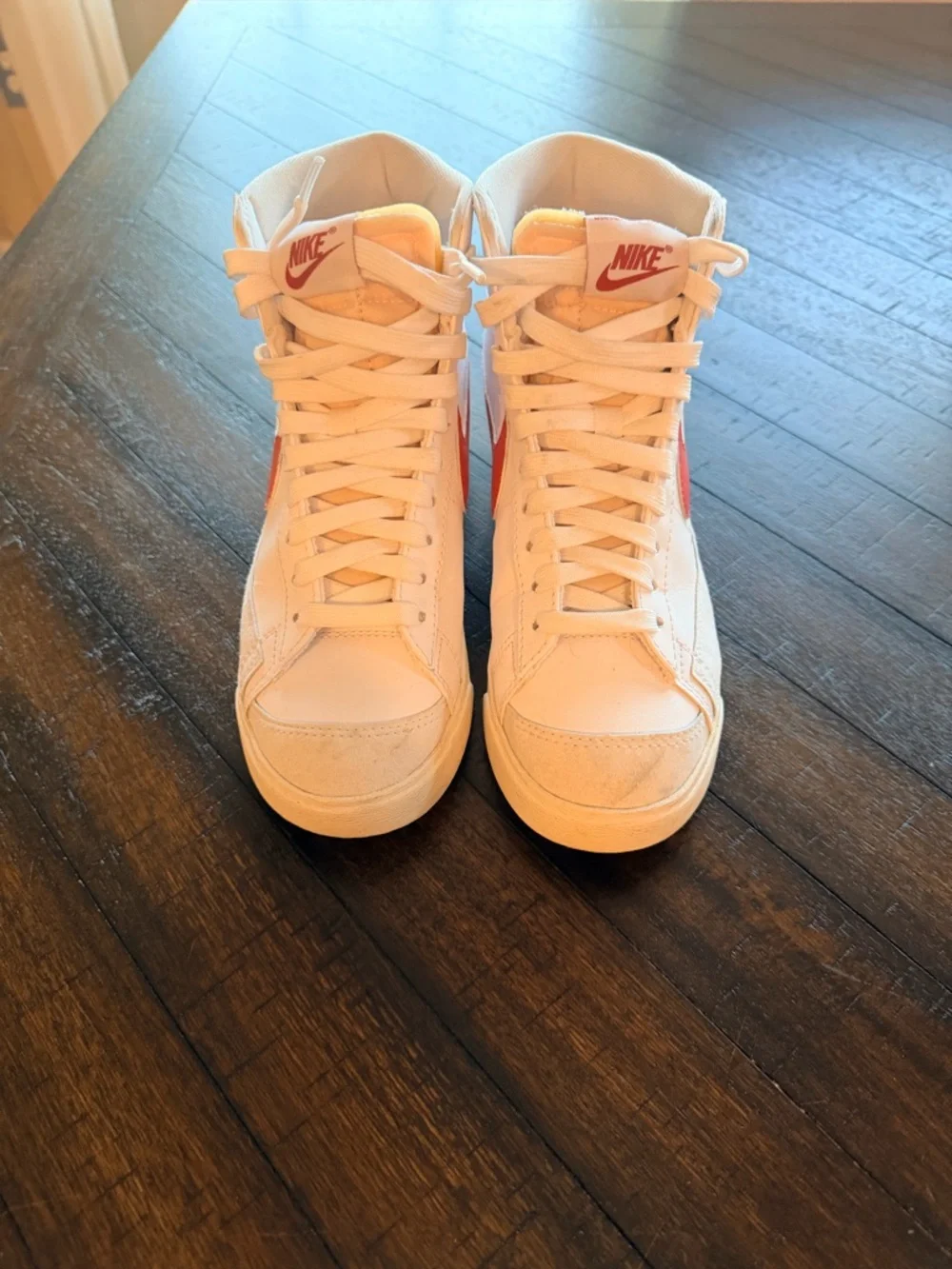 Nike Blazer Mid 77 Women’s Size 7 Sneaker - Picture 5 of 11